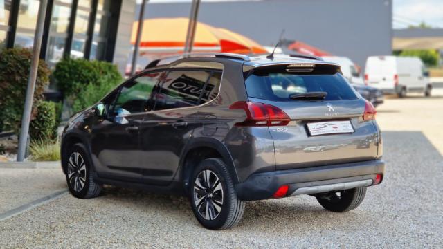 Peugeot 2008 image 4