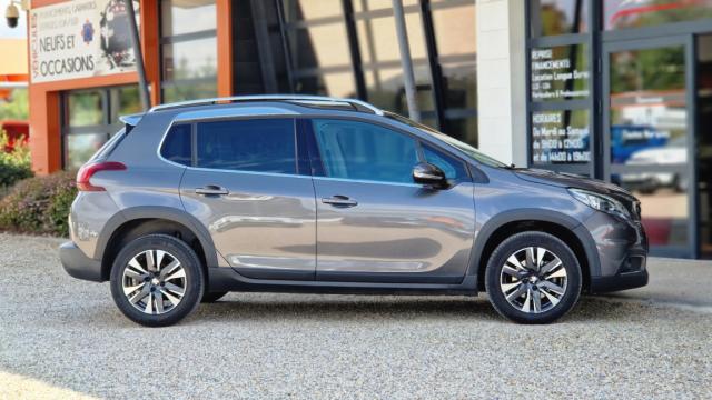 Peugeot 2008 image 8