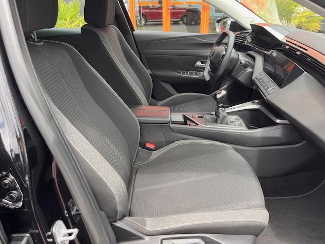 Peugeot 308 image 1