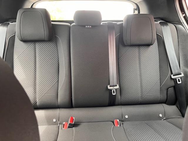 Peugeot 308 image 8