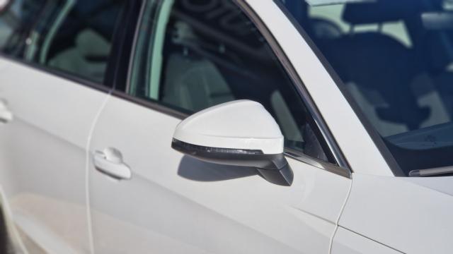 Audi A4 Avant image 2