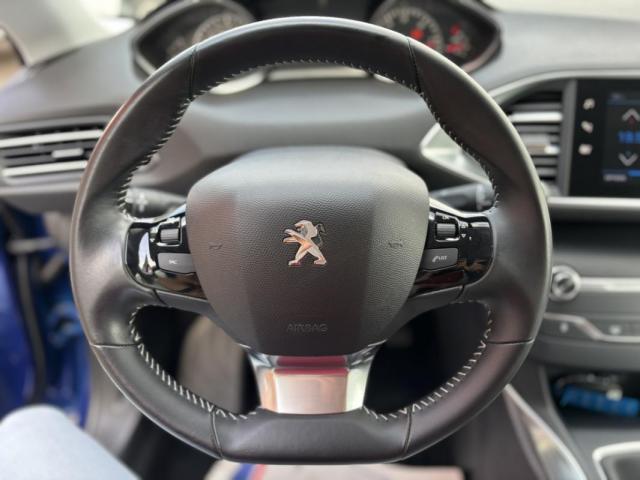 Peugeot 308 image 1
