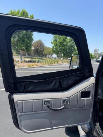 Jeep Wrangler image 3