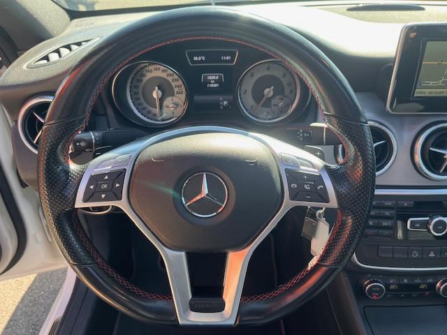 Mercedes Benz Classe Cla image 1