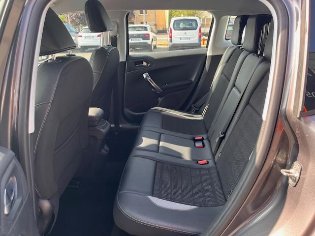 Peugeot 2008 image 6
