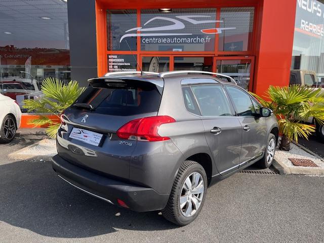 Peugeot 2008 image 2