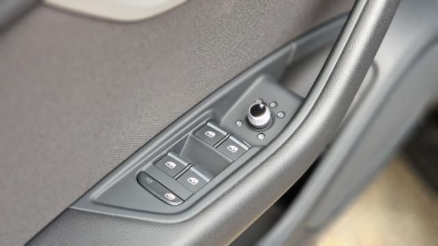 Audi A4 Avant image 6