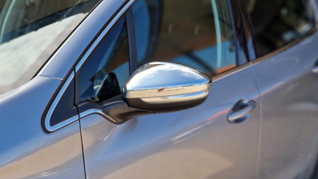 Peugeot 208 image 7