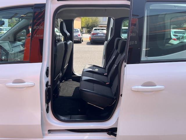 Renault Kangoo image 6