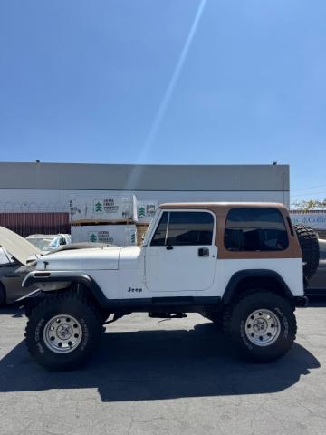 Jeep Wrangler image 9