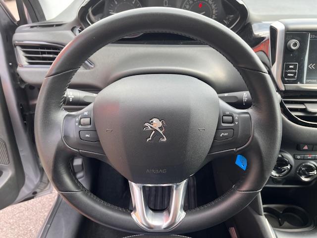 Peugeot 208 image 4