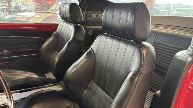 Ford Mustang image 2