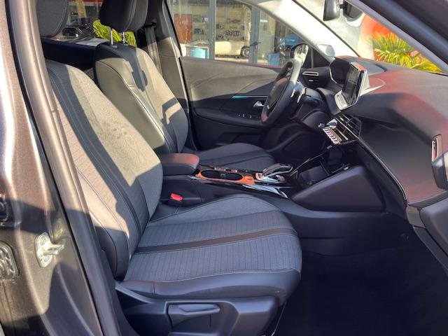 Peugeot 2008 image 5