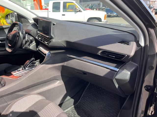 Peugeot 3008 image 8
