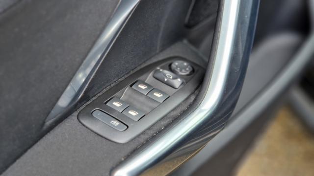 Peugeot 2008 image 5