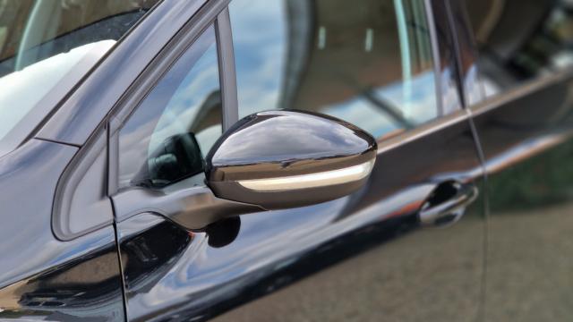 Peugeot 2008 image 9
