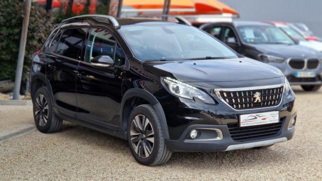 Peugeot 2008 image 1