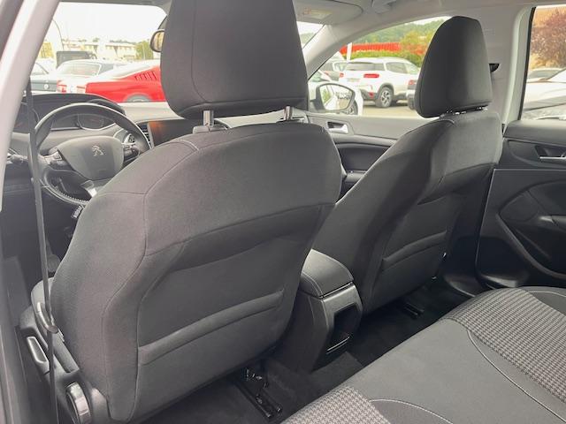 Peugeot 308 image 9