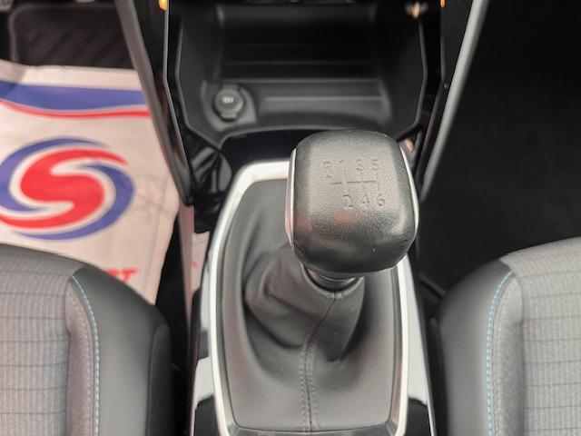 Peugeot 208 image 8