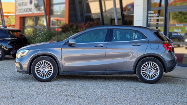 Mercedes Benz Gla image 2