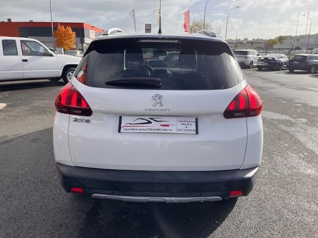 Peugeot 2008 image 6