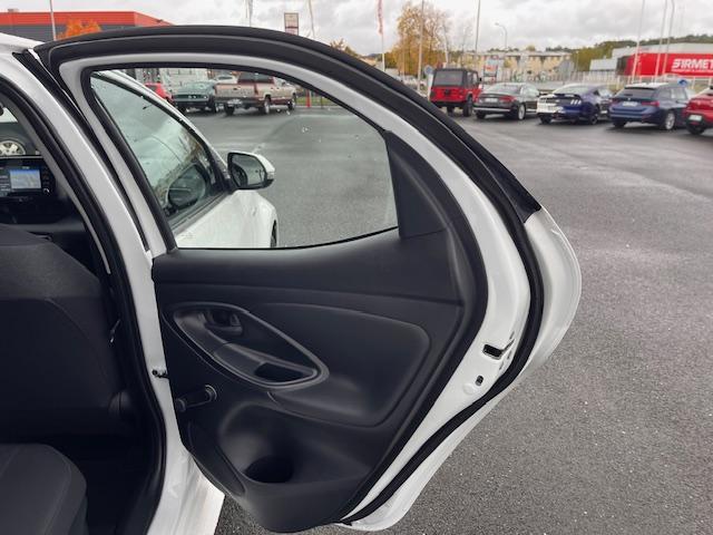 Toyota Yaris image 4