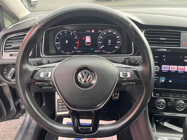 Volkswagen Golf image 2