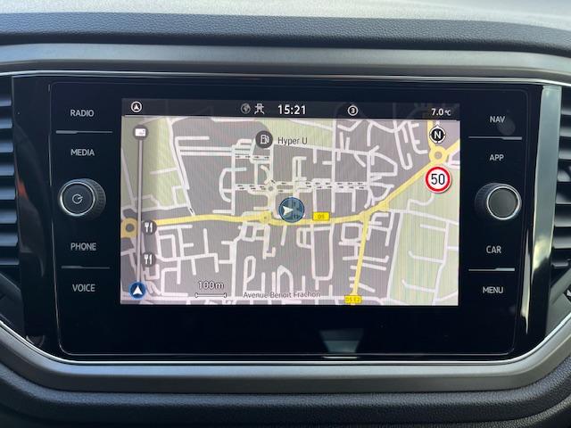 Volkswagen T-Roc image 6