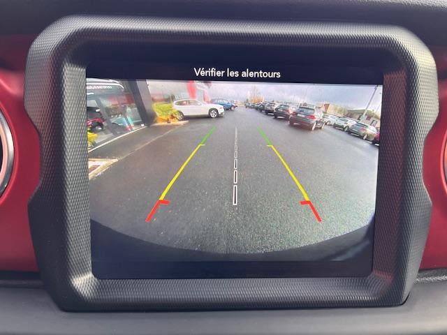 Jeep Wrangler Unlimited image 9