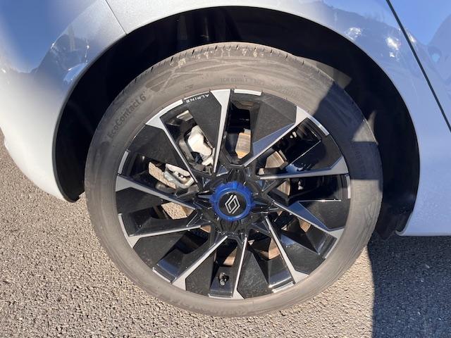 Renault Clio image 9