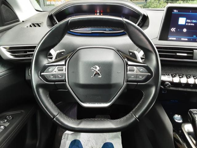 Peugeot 3008 image 2