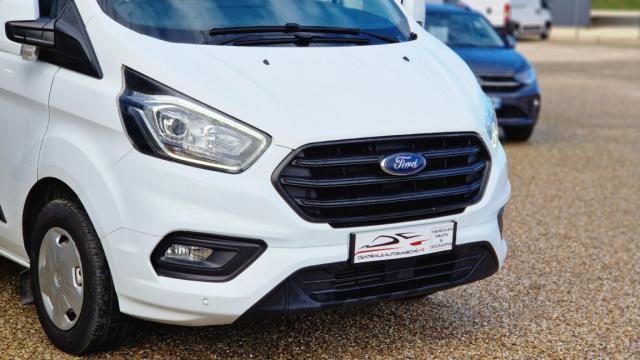 Ford Transit Custom image 6
