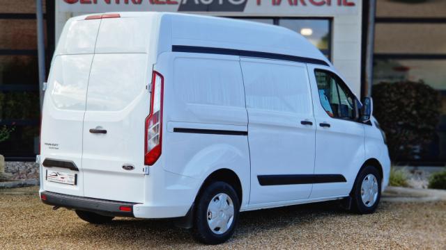 Ford Transit Custom image 3