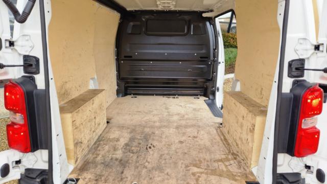 Peugeot Expert image 3