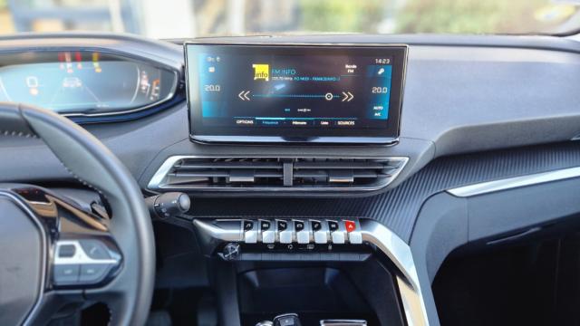 Peugeot 3008 image 8