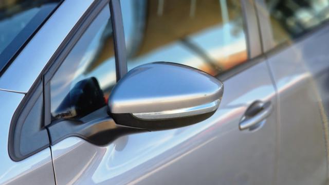 Peugeot 2008 image 3
