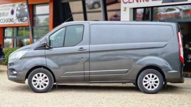 Ford Transit Custom image 9