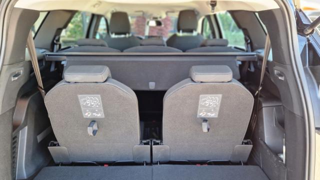 Peugeot 5008 image 3