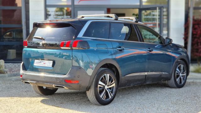 Peugeot 5008 image 3