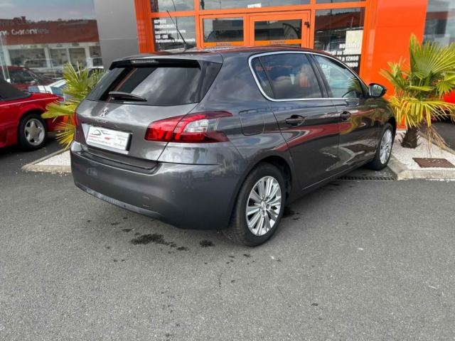 Peugeot 308 image 2