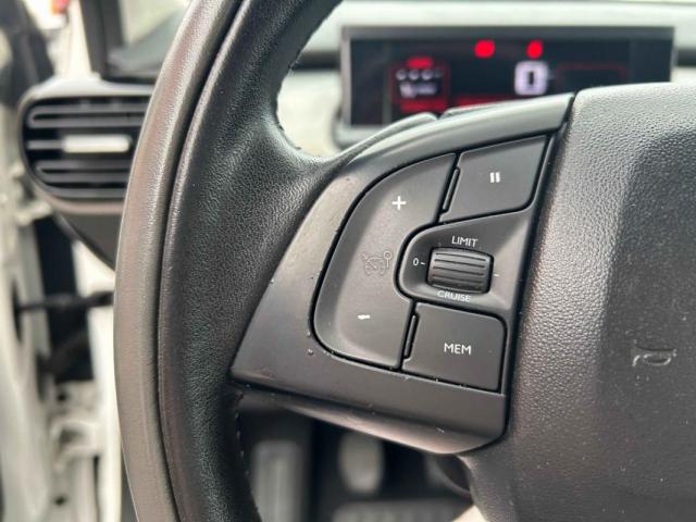 Citroen C4 Cactus image 9
