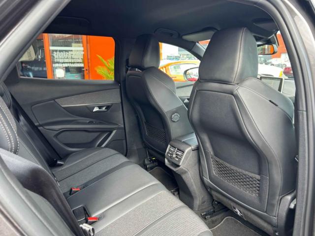 Peugeot 3008 image 7