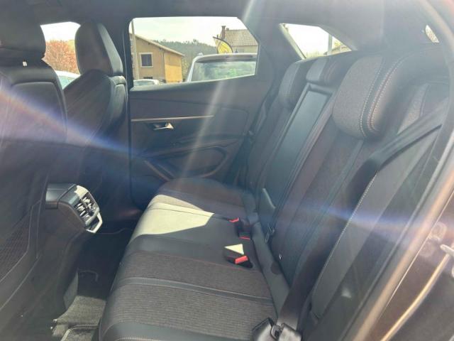Peugeot 3008 image 8