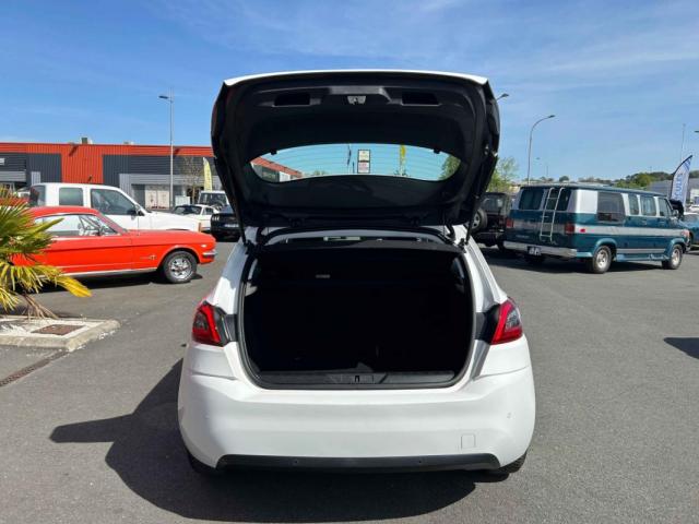 Peugeot 308 image 5