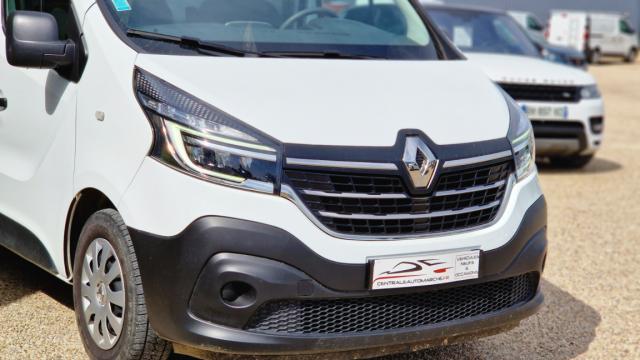 Renault Trafic image 1