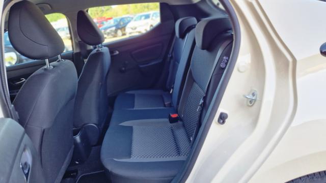 Nissan Micra image 8