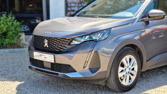 Peugeot 3008 image 1
