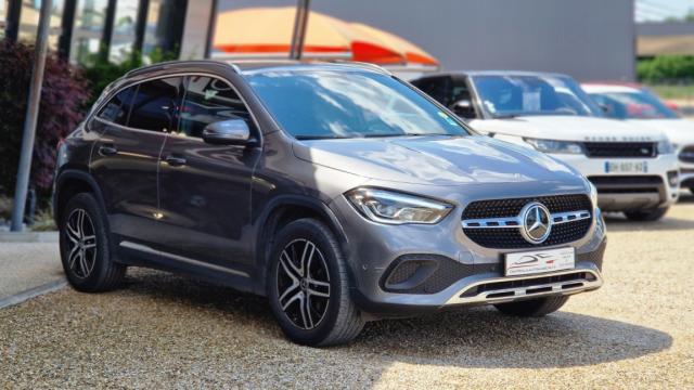 Mercedes Benz Gla image 1