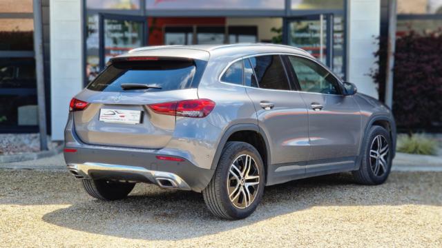 Mercedes Benz Gla image 4