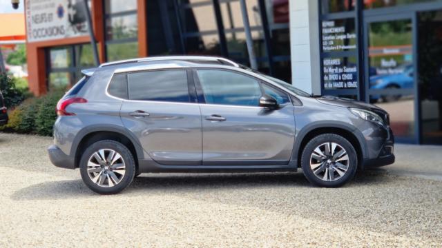 Peugeot 2008 image 3